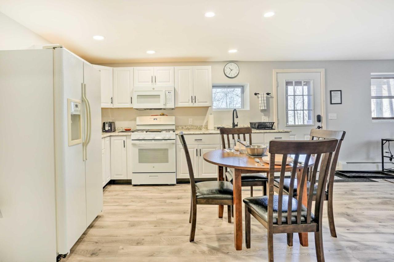 Charming Beacon Apt With Fire Pit Near Hiking! Exteriér fotografie